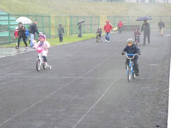 Zdjęcie: Wyścigi rowerowe dla dzieci - Majówka z OSiR-em 2011